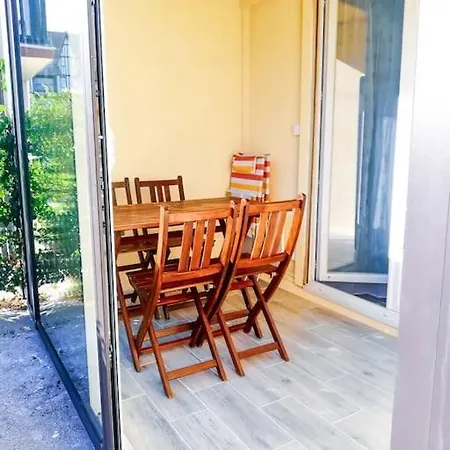 Апартаменты Le Superbe, F2 En Rez-de-jardin, Proche