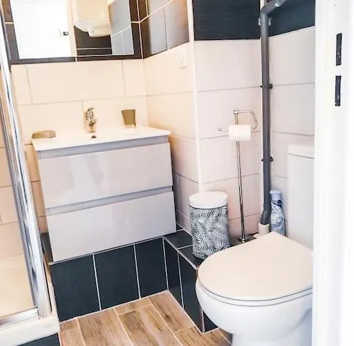 Le Superbe, F2 En Rez-de-jardin, Proche Διαμέρισμα *